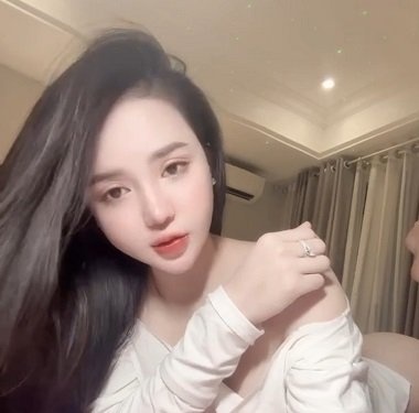 sex viet:Chu Thúy Quỳnh sướng điên doggy lên đỉnh liên tục