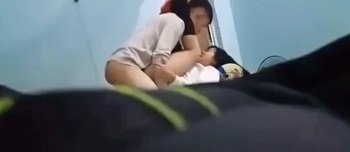 Đang địt bạn trai thì bố mẹ về bất ngờ - sex Việt Nam